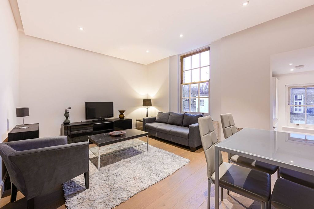 Property photo 2 of 22