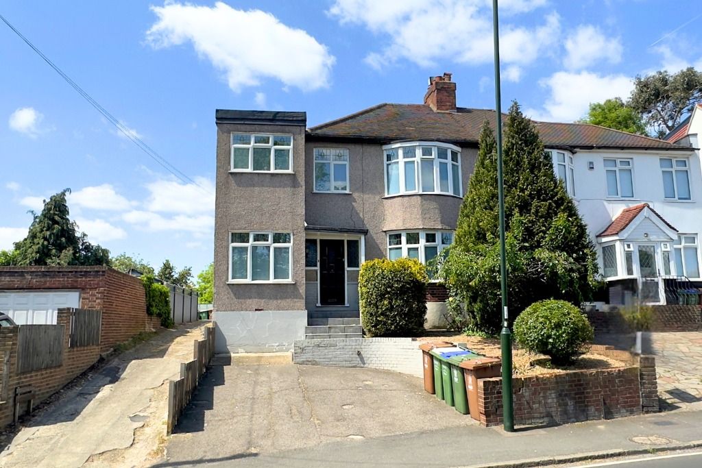 Property photo 2 of 25 4190332