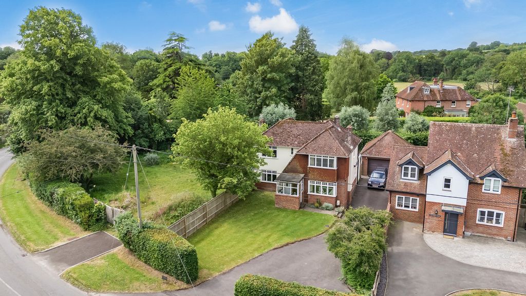 Property photo 2 of 13