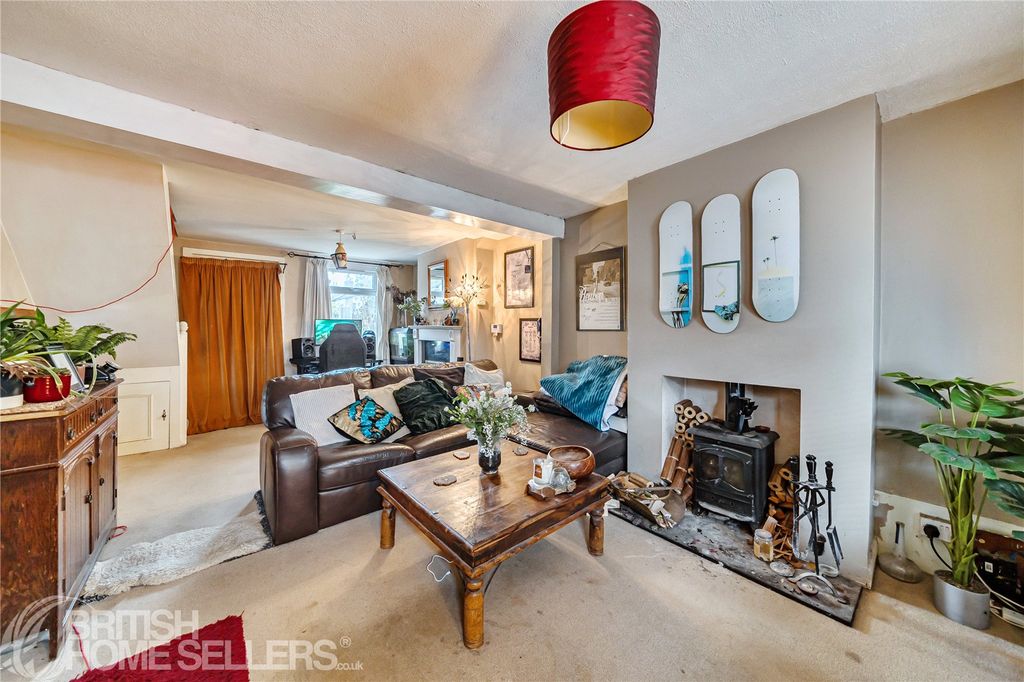 Property photo 2 of 16 Picture No. 18