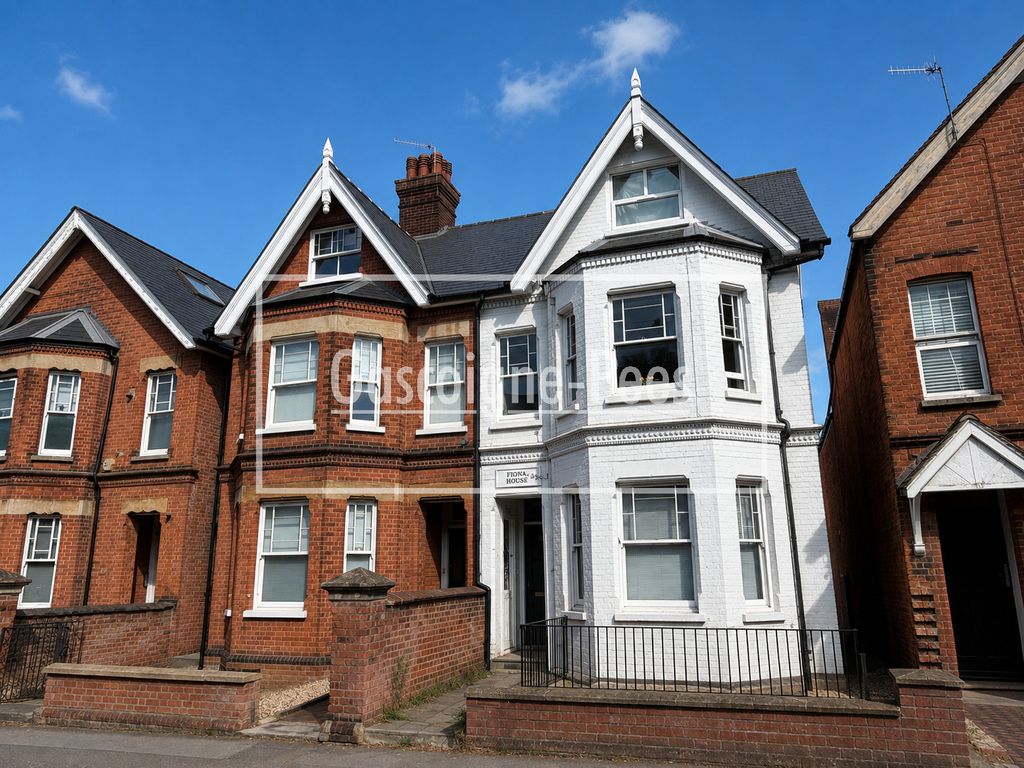 Property photo 1 of 6