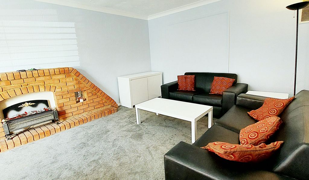 Property photo 2 of 7 Living Room 1