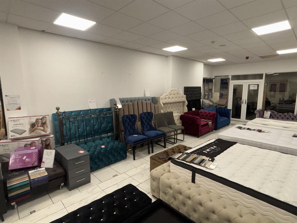 Property photo 3 of 7 Photo 2