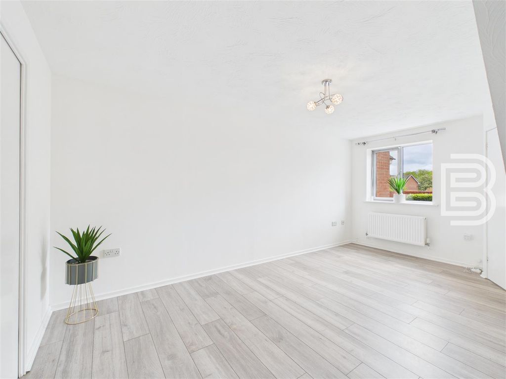 Property photo 3 of 21 Cam03823G0-Pr0136-Still007.Jpg