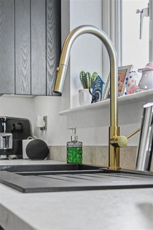 Property photo 2 of 22 Kitchen