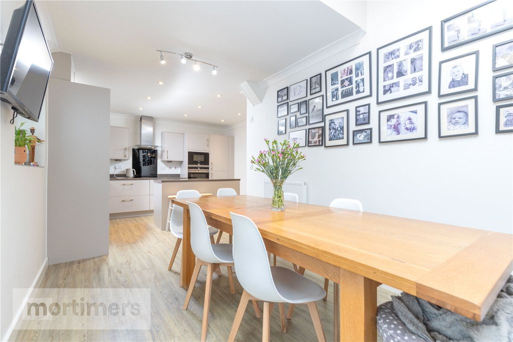 Property photo 2 of 22 Kitchen Diner