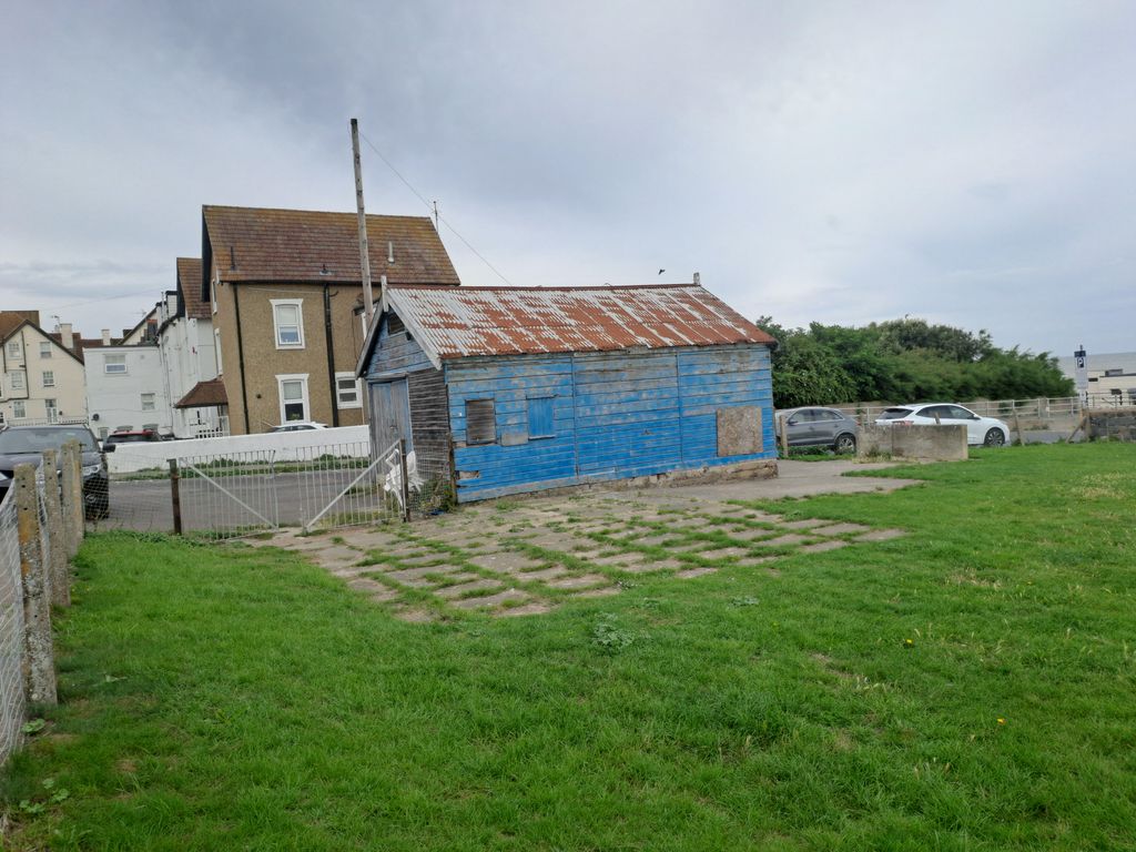 Property photo 1 of 5