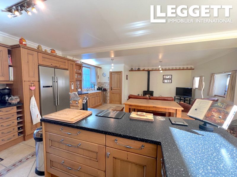 Property photo 2 of 10