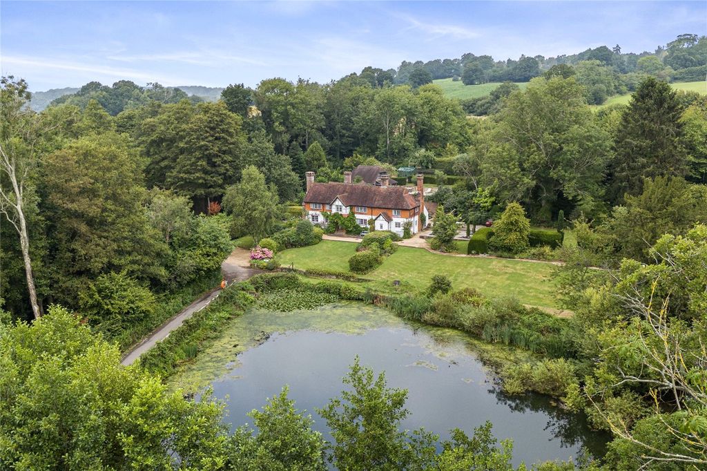 Property photo 1 of 26 Great Saucelands