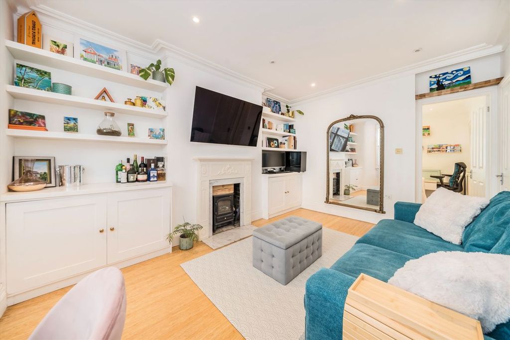 Property photo 2 of 6