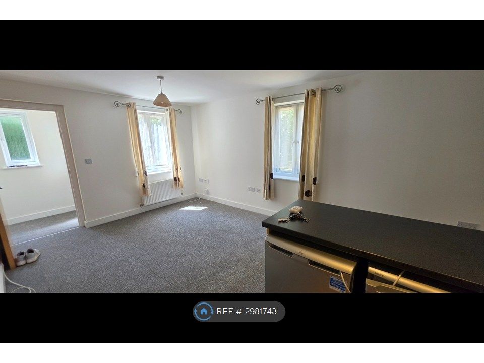 Property photo 3 of 5