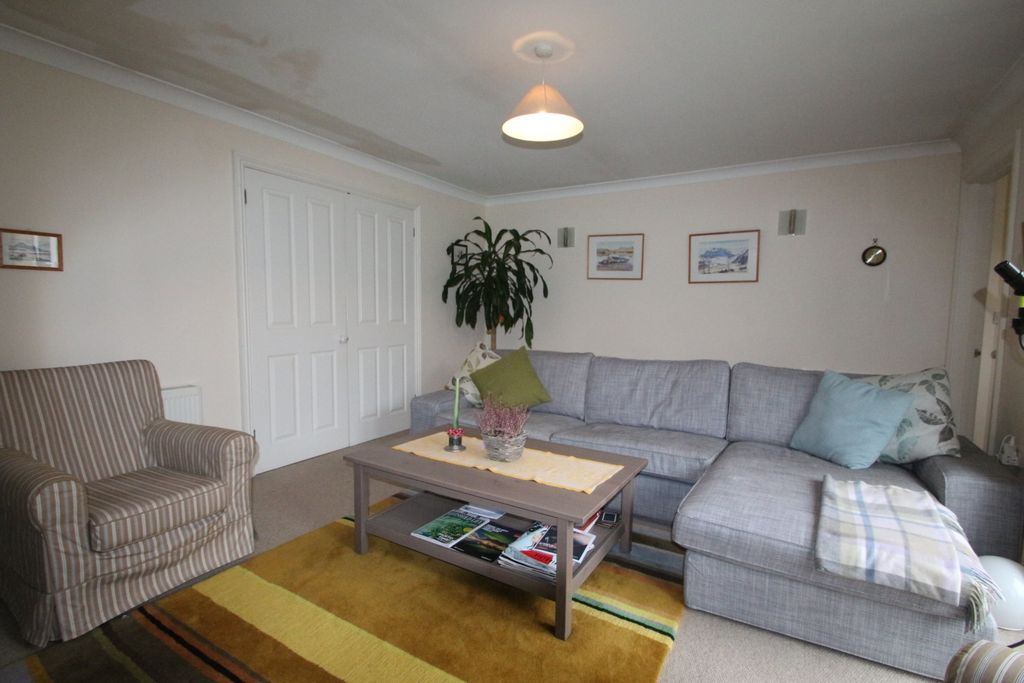 Property photo 3 of 14 Img_8489