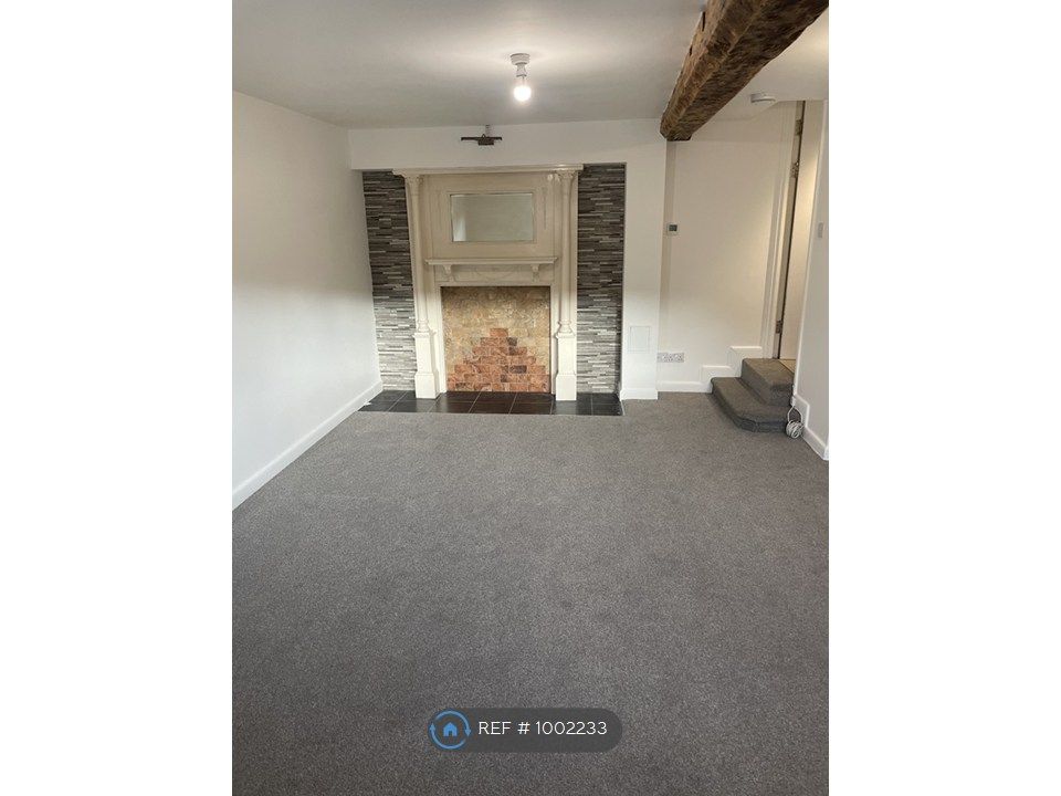 Property photo 2 of 7 Lounge