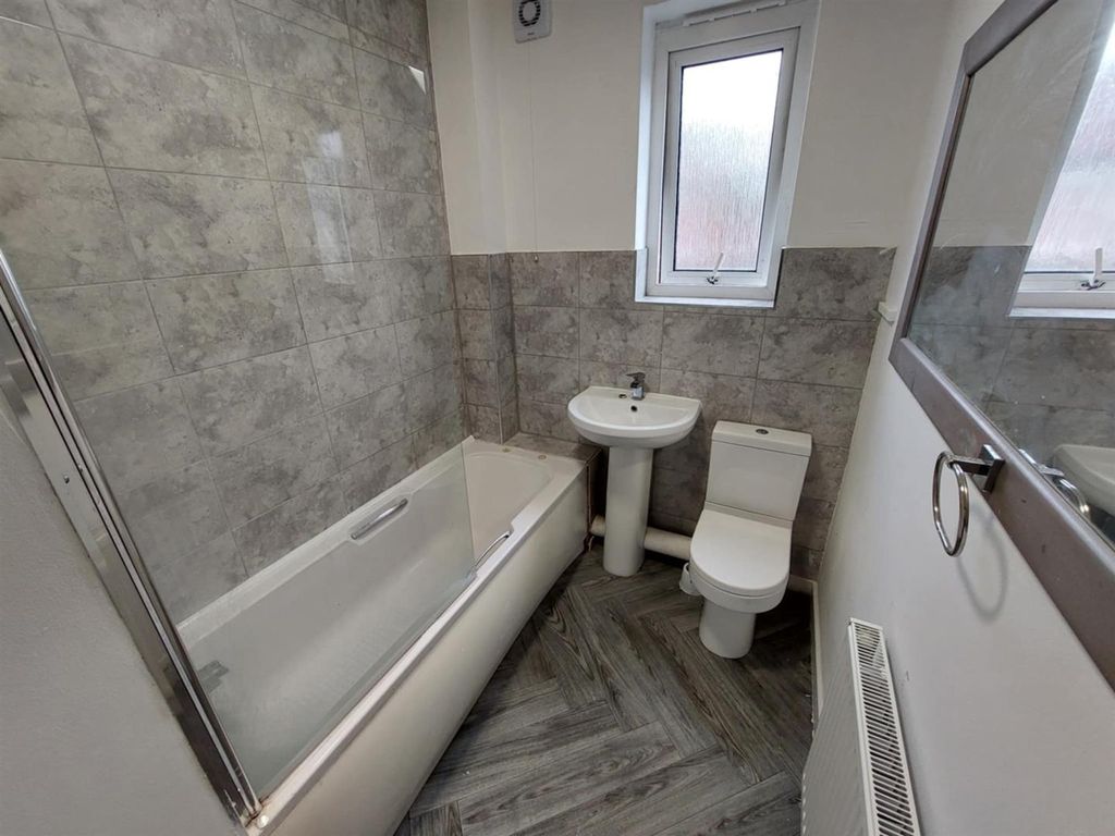 Property photo 3 of 14 Ebd8A397-7A6B-452d-Af9E-7B744c852296.Jpg