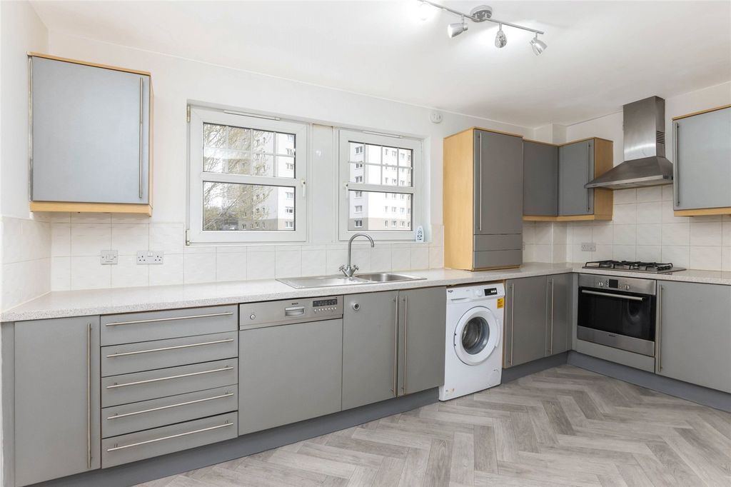 Property photo 3 of 20 Picture No. 07