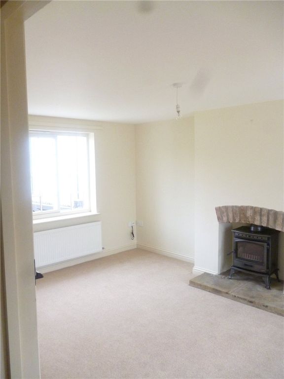 Property photo 2 of 11 Picture No. 02