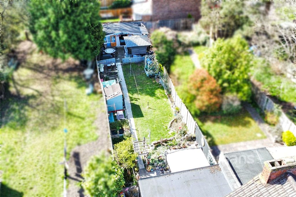 Property photo 2 of 20 Picture No. 40