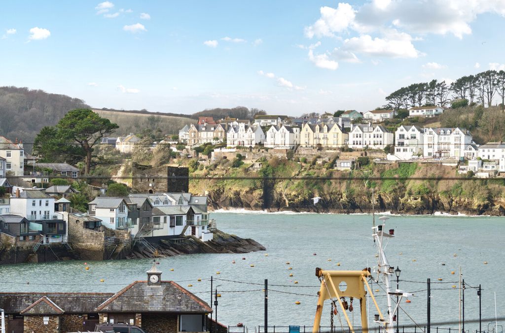 Property photo 3 of 11 1407100-1-69832Bb...