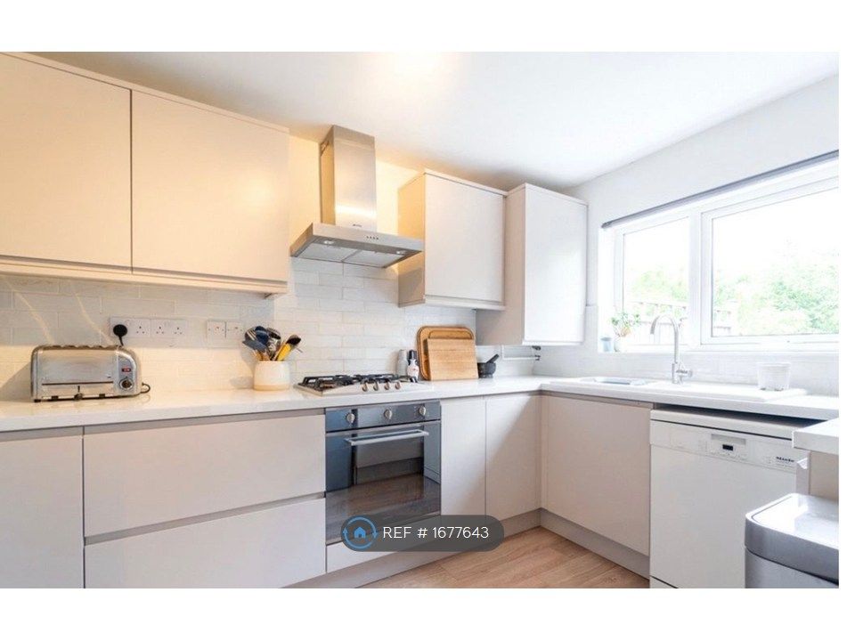 Property photo 1 of 13 Kitchen