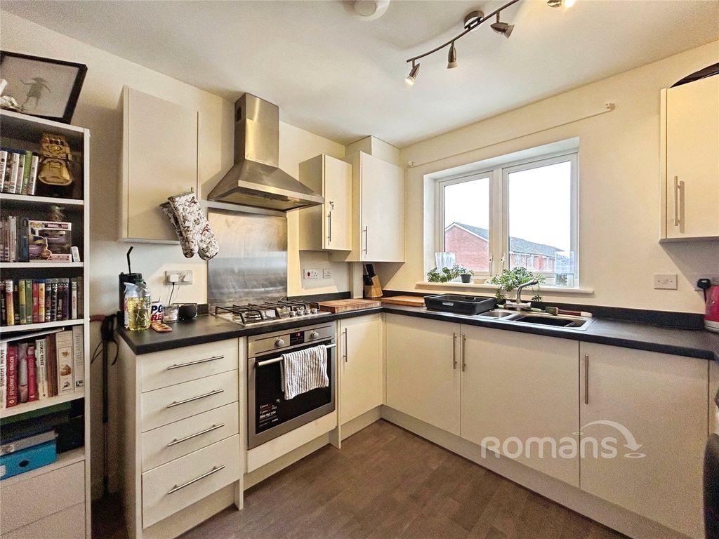 Property photo 3 of 7 Picture No. 04