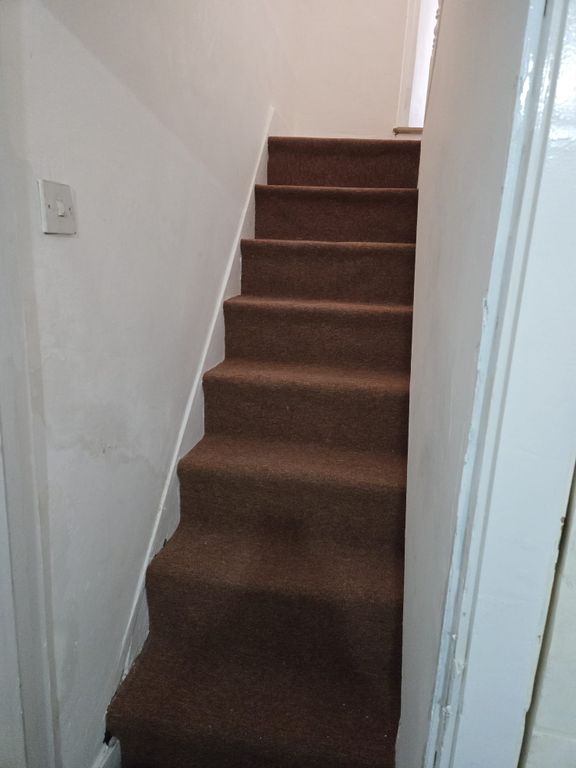 Property photo 2 of 27