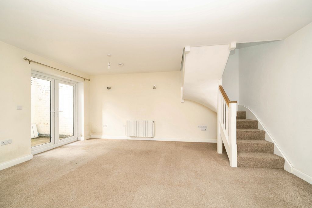 Property photo 3 of 22 Photo