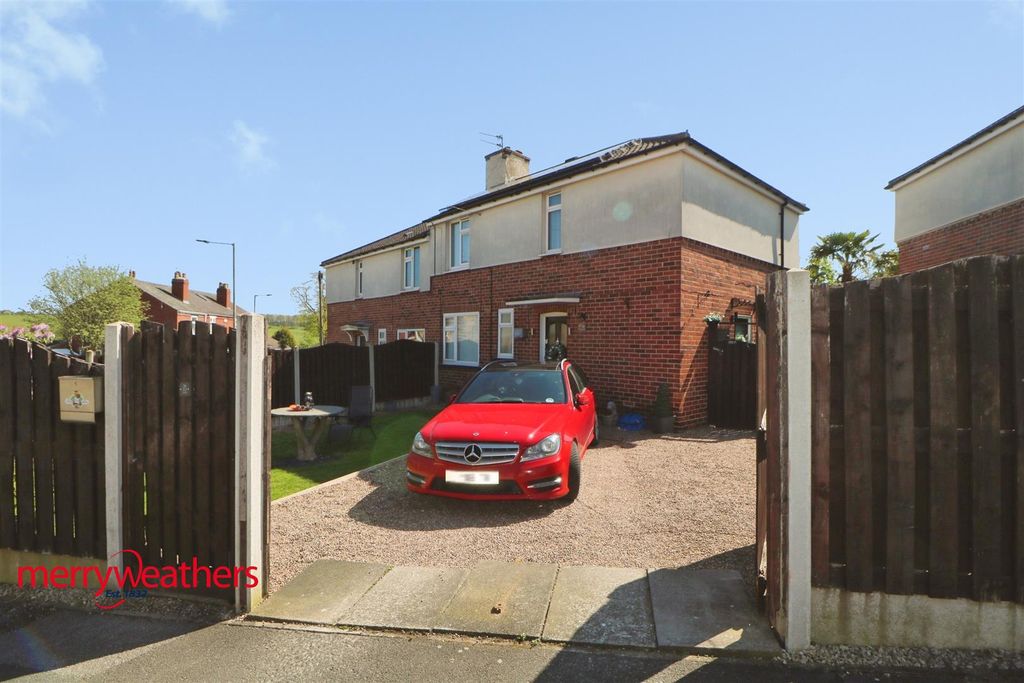 Property photo 1 of 20 Front