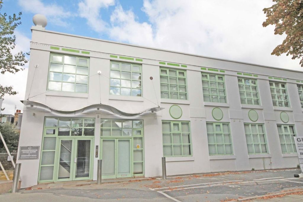 Property photo 1 of 4