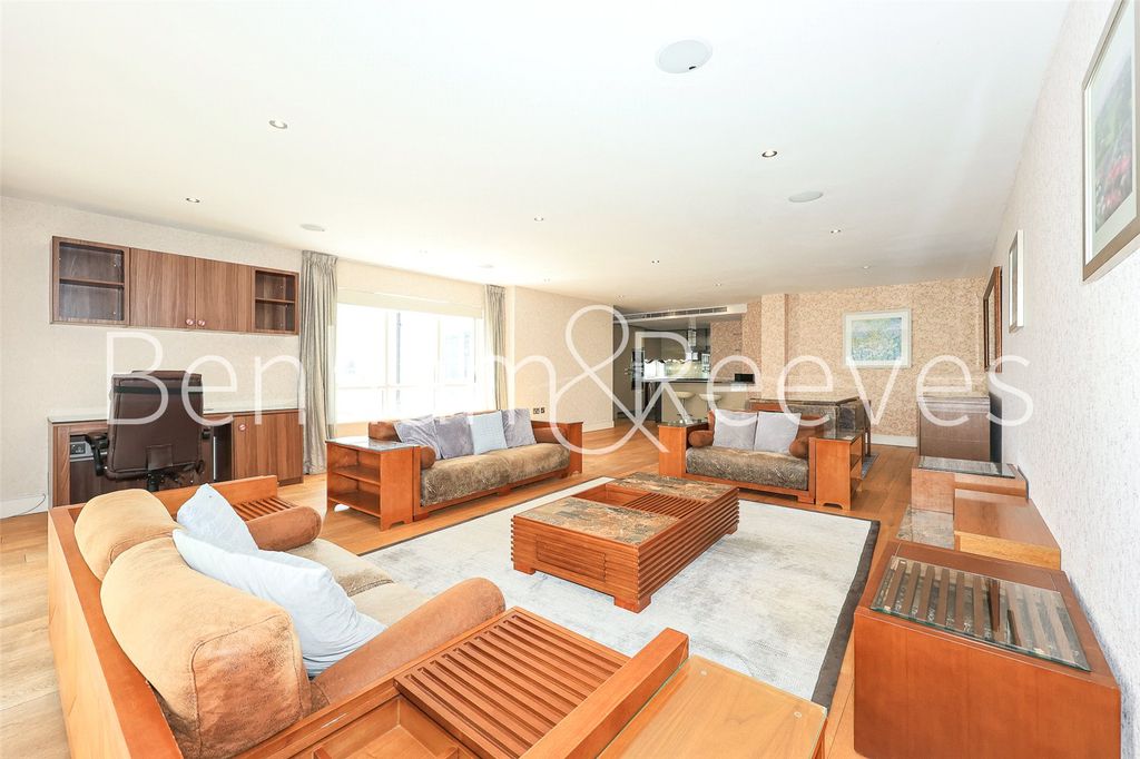 Property photo 2 of 20 Picture No. 06