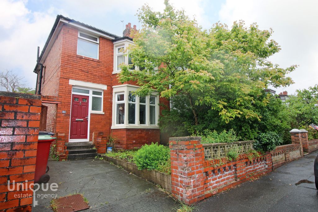Property photo 1 of 24