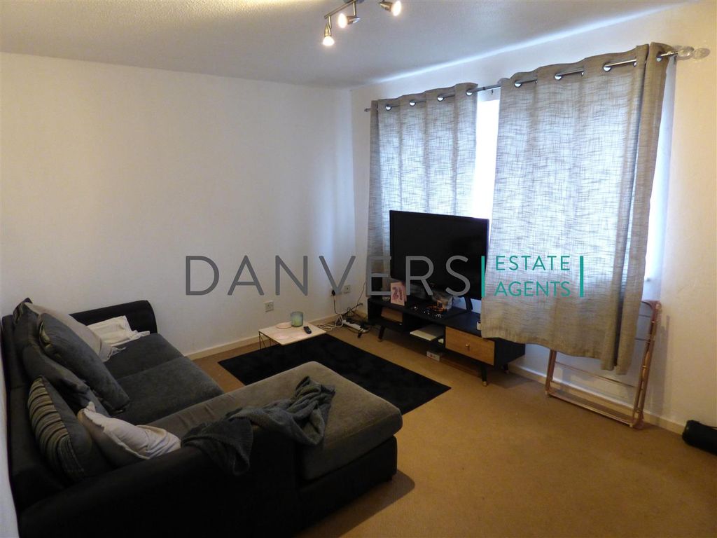 Property photo 1 of 4 P1180270.Jpg