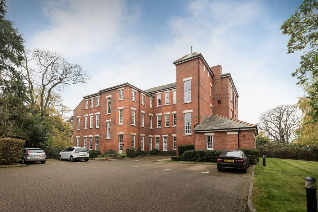 Property photo 1 of 10