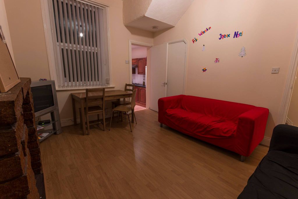 Property photo 2 of 8