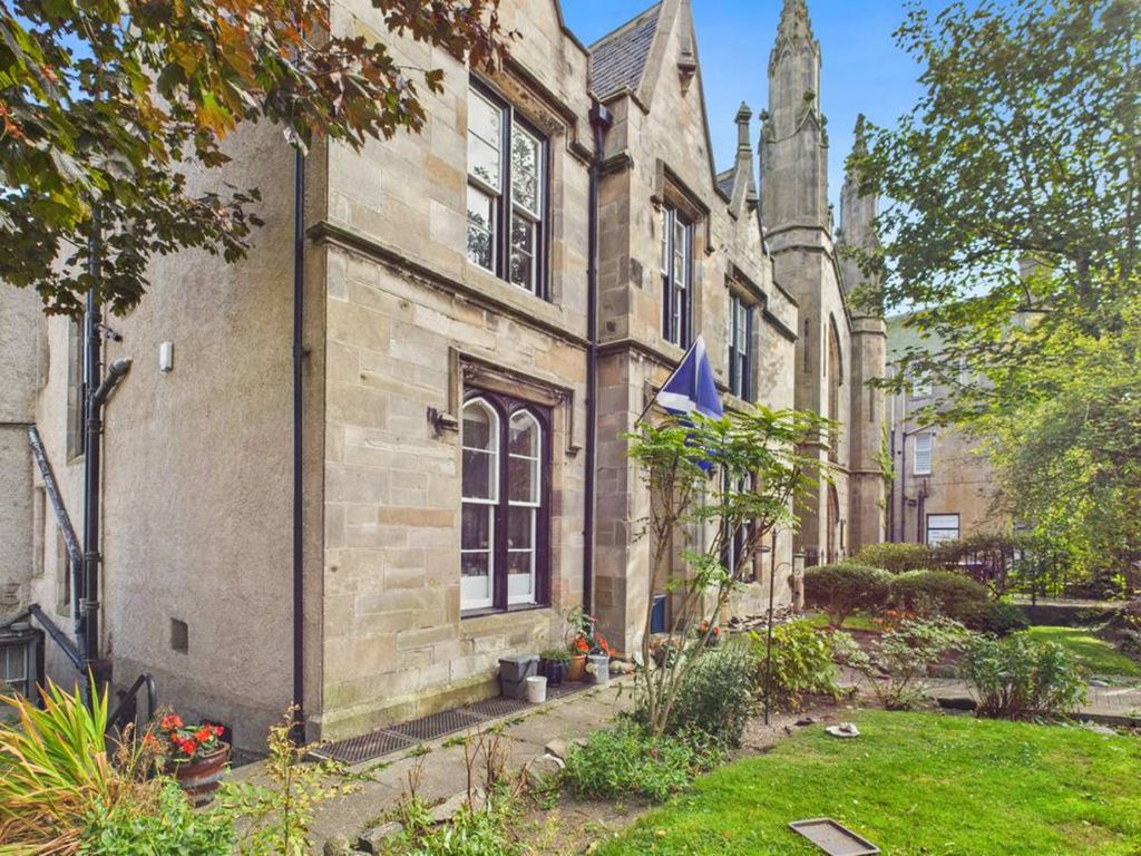Property photo 1 of 37