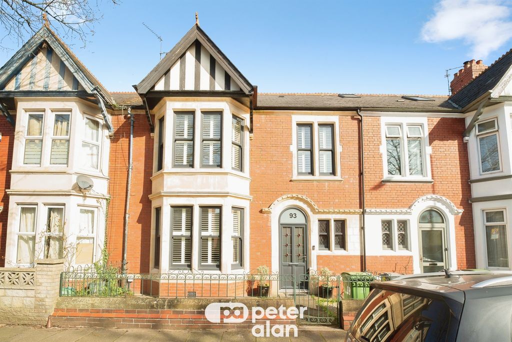 Property photo 1 of 20