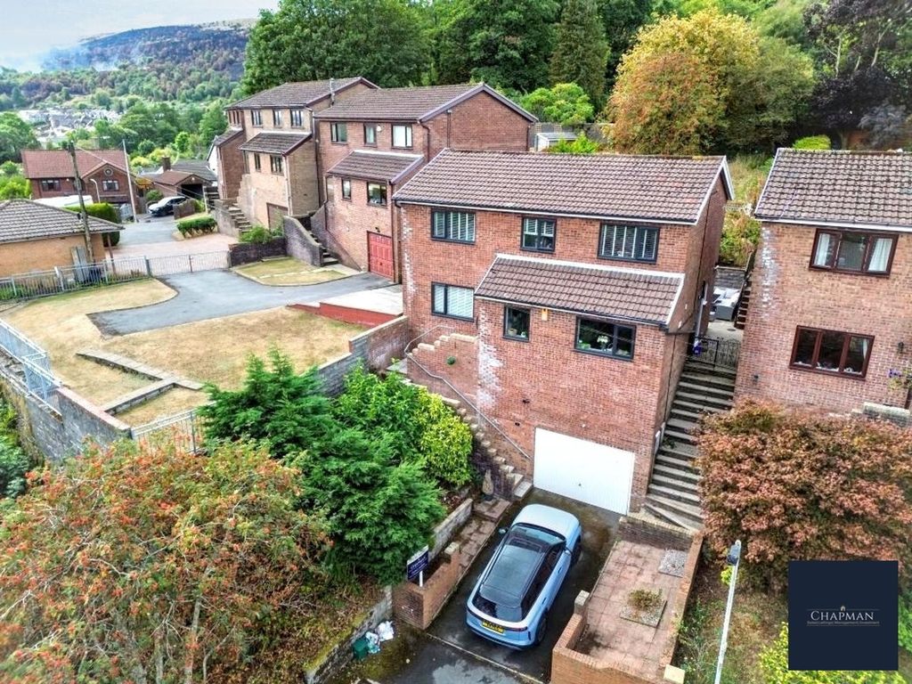 Property photo 1 of 31