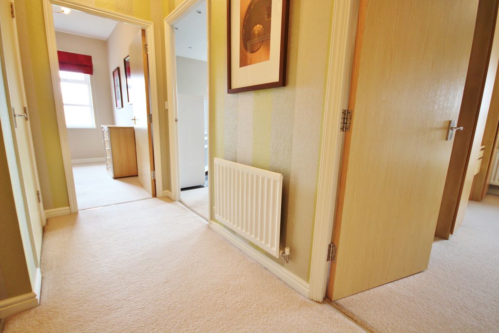 Property photo 3 of 13 Img_1811_1_Original
