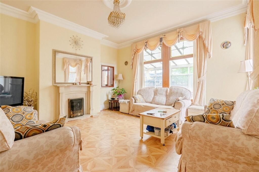 Property photo 3 of 22