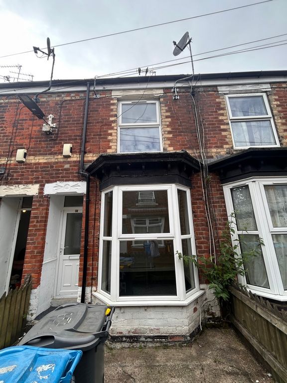 Property photo 1 of 8