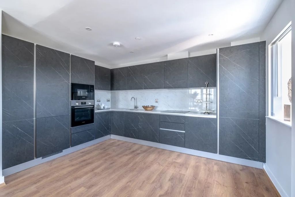 Property photo 2 of 22 E2Ec87ce8681Ccf66B8E282B7Cdabd342572Ba7F