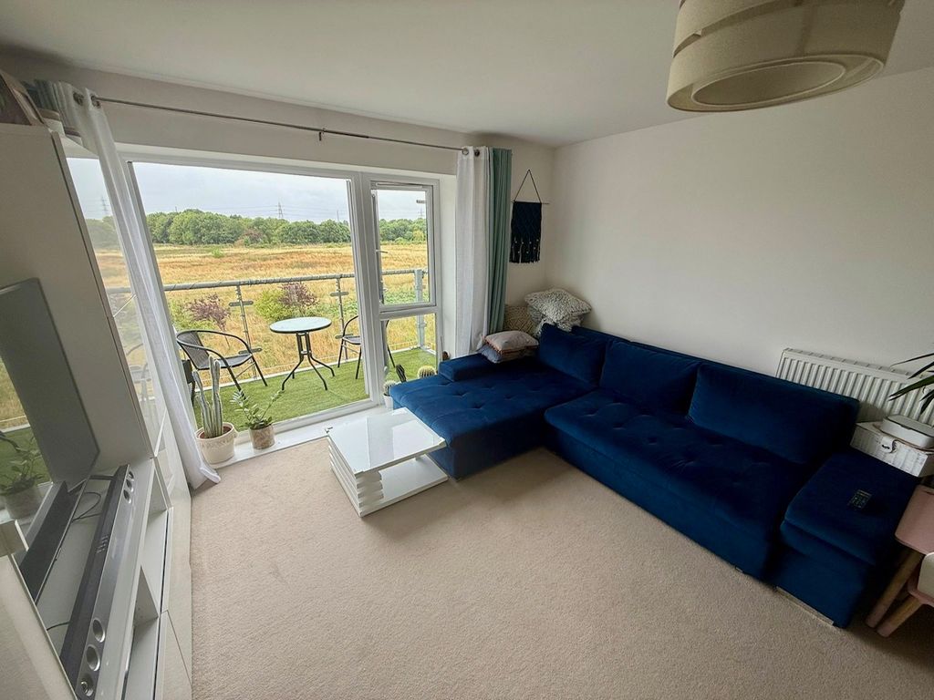 Property photo 2 of 11