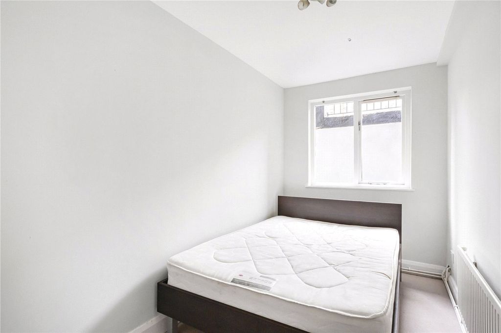 Property photo 2 of 14 Picture No. 03
