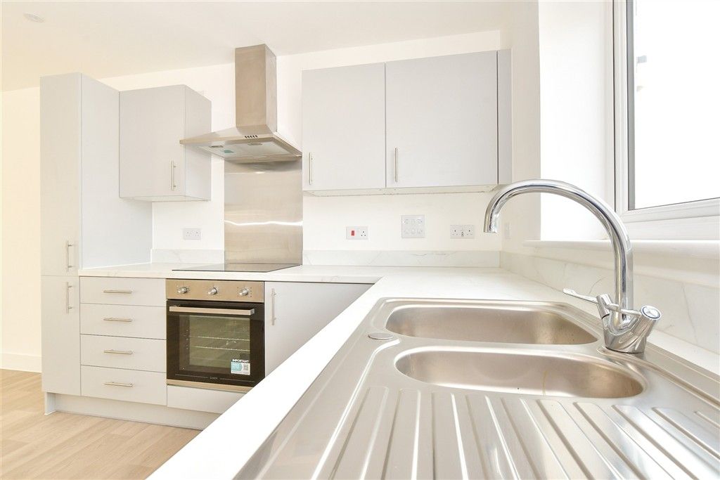 Property photo 2 of 6 Kitchen Lifestyle