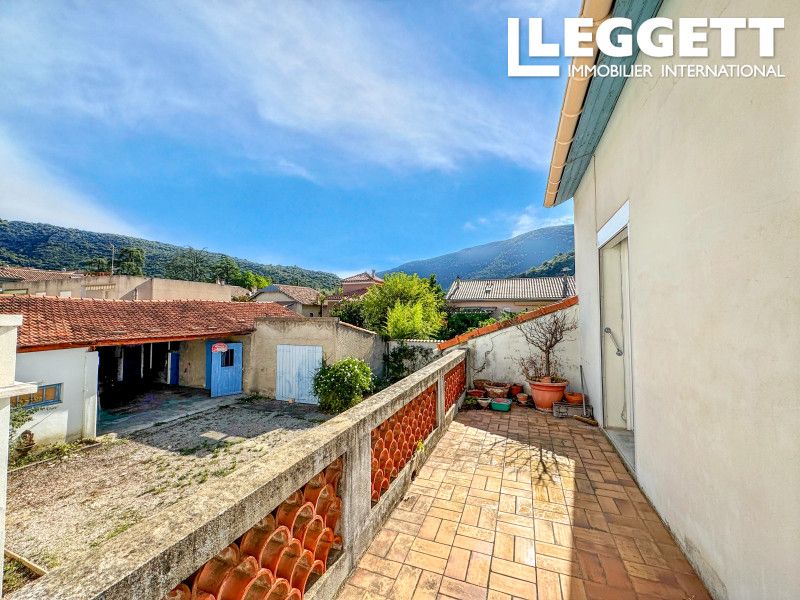 Property photo 3 of 10