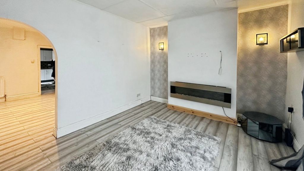 Property photo 3 of 17 Reception Room One