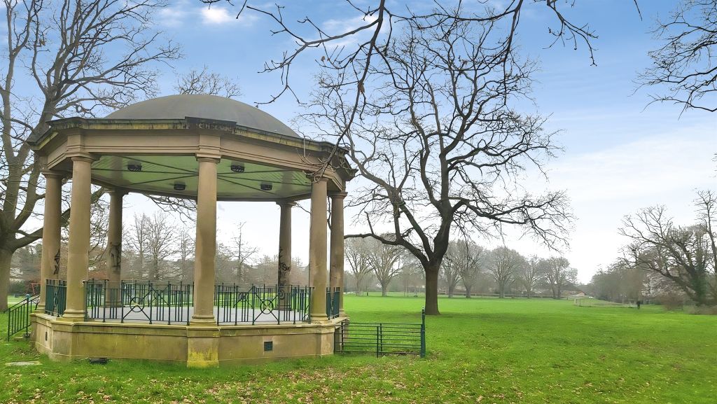 Property photo 2 of 9