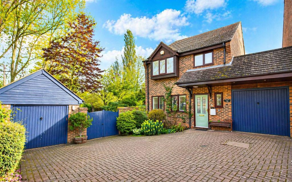 Property photo 1 of 29