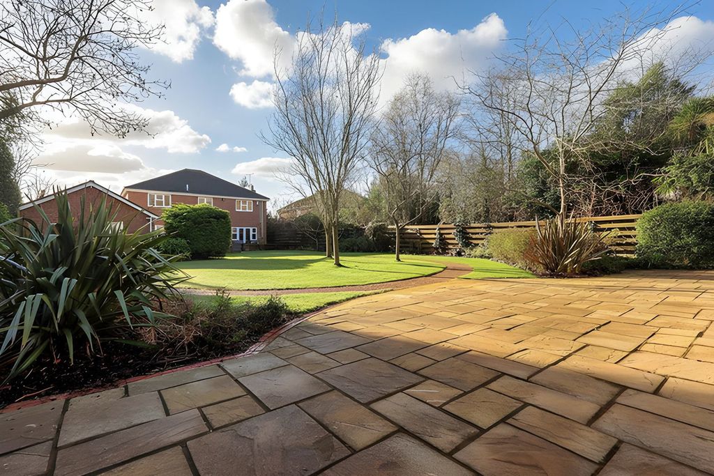 Property photo 1 of 47