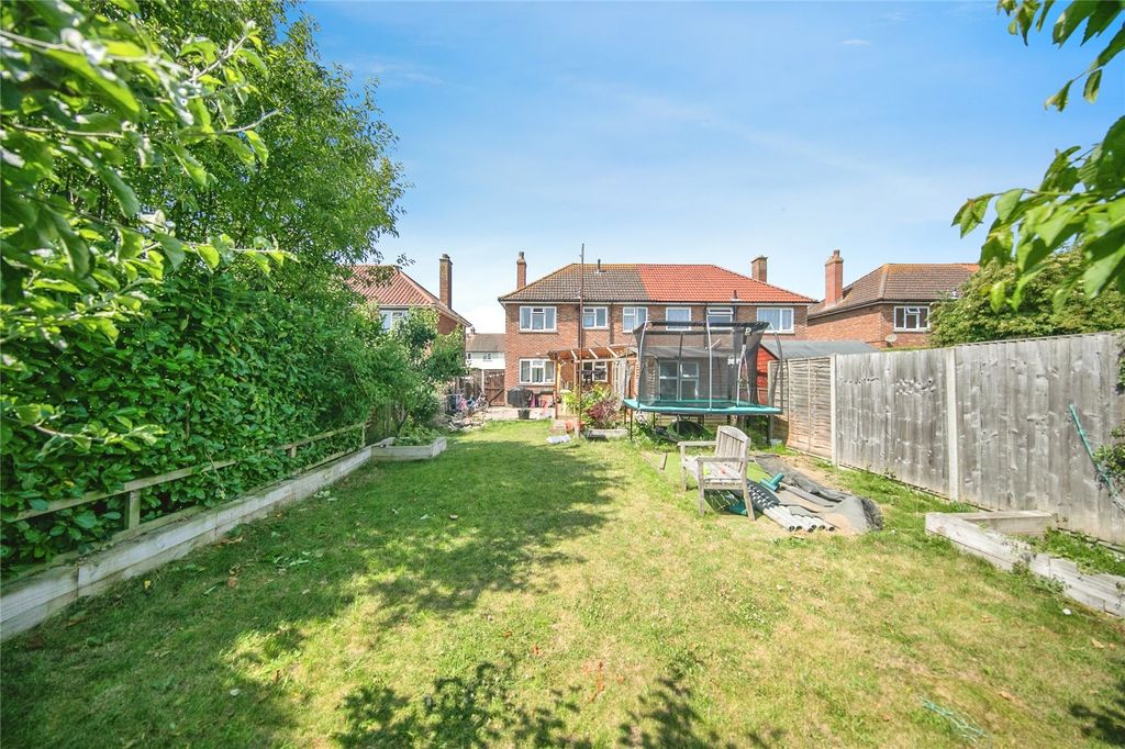 Property photo 1 of 31 Picture No. 33