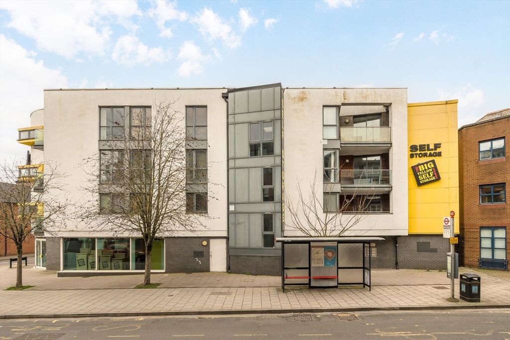 Property photo 1 of 10